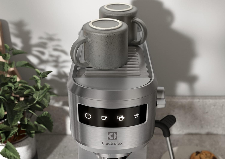 اسپرسوساز Electrolux سوئد مدل E6EC1-6ST Explorer 6 استیل نقره ای
