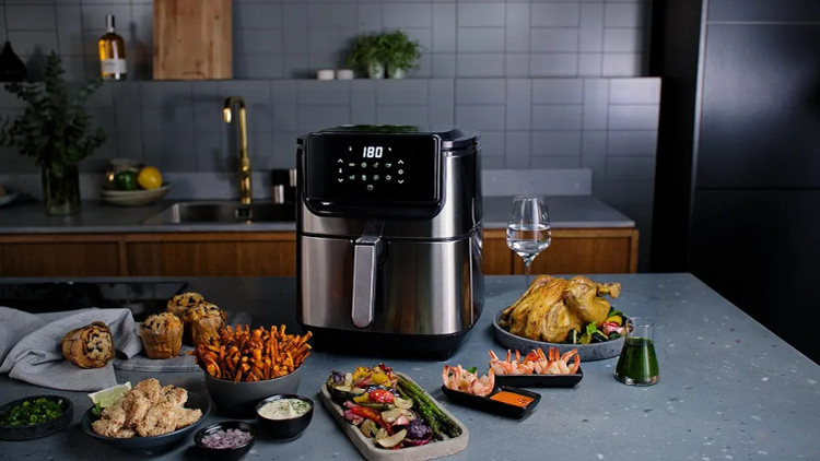 سرخکن بدون روغن برند Electrolux سوئد مدل E6AF1-6ST استیل