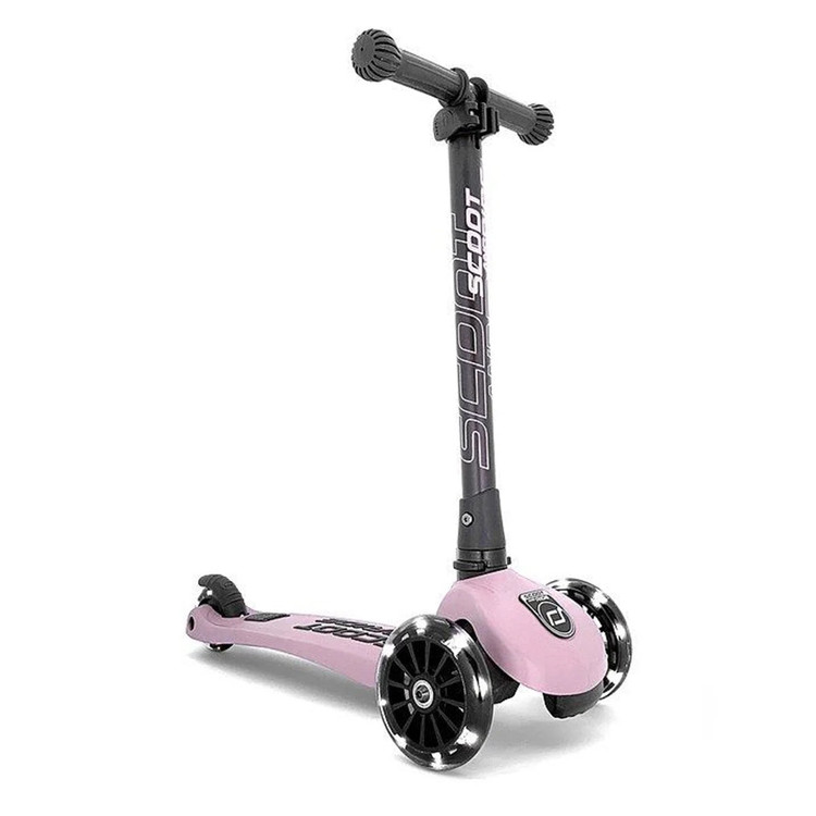 اسکوتر کودک برند Scoot and Ride اتریش مدل Highwaykick 3 با چرخ های مجهز به چراغ LED