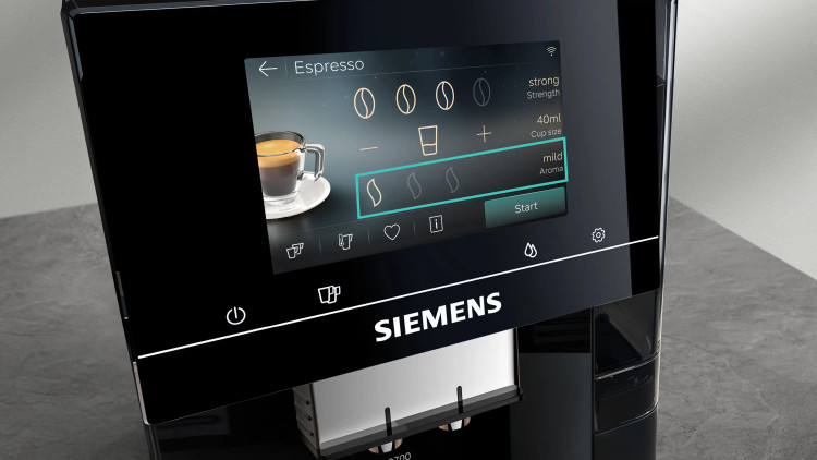 اسپرسوساز تمام اتوماتیک برند Siemens آلمان سری EQ700 مدل TP723E09 پیانو مشکی