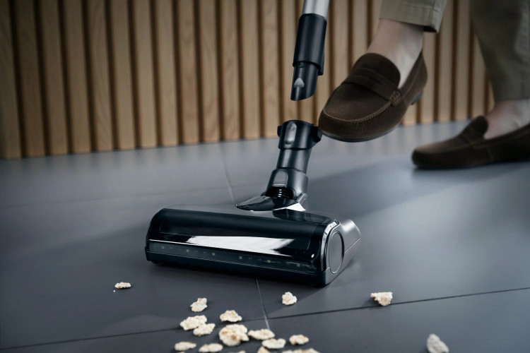 جارو شارژی ایستاده برند Siemens آلمان سری iQ500 مدل VSM120XXL