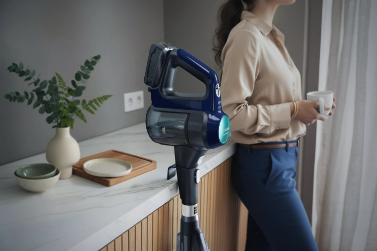 جارو شارژی ایستاده برند Siemens آلمان سری iQ500 مدل VSM120XXL