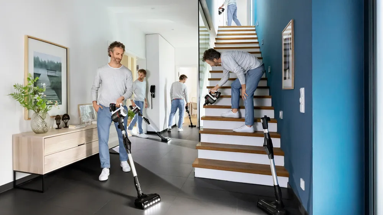 جارو شارژی ایستاده برند Bosch آلمان سری 7 Unlimited مدل BBS711TR