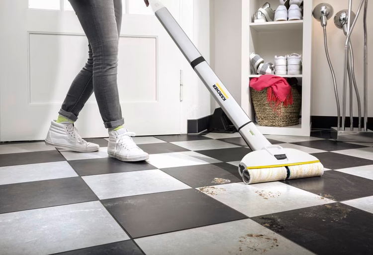 زمین شوی شارژی Karcher آلمان مدل EWM 2